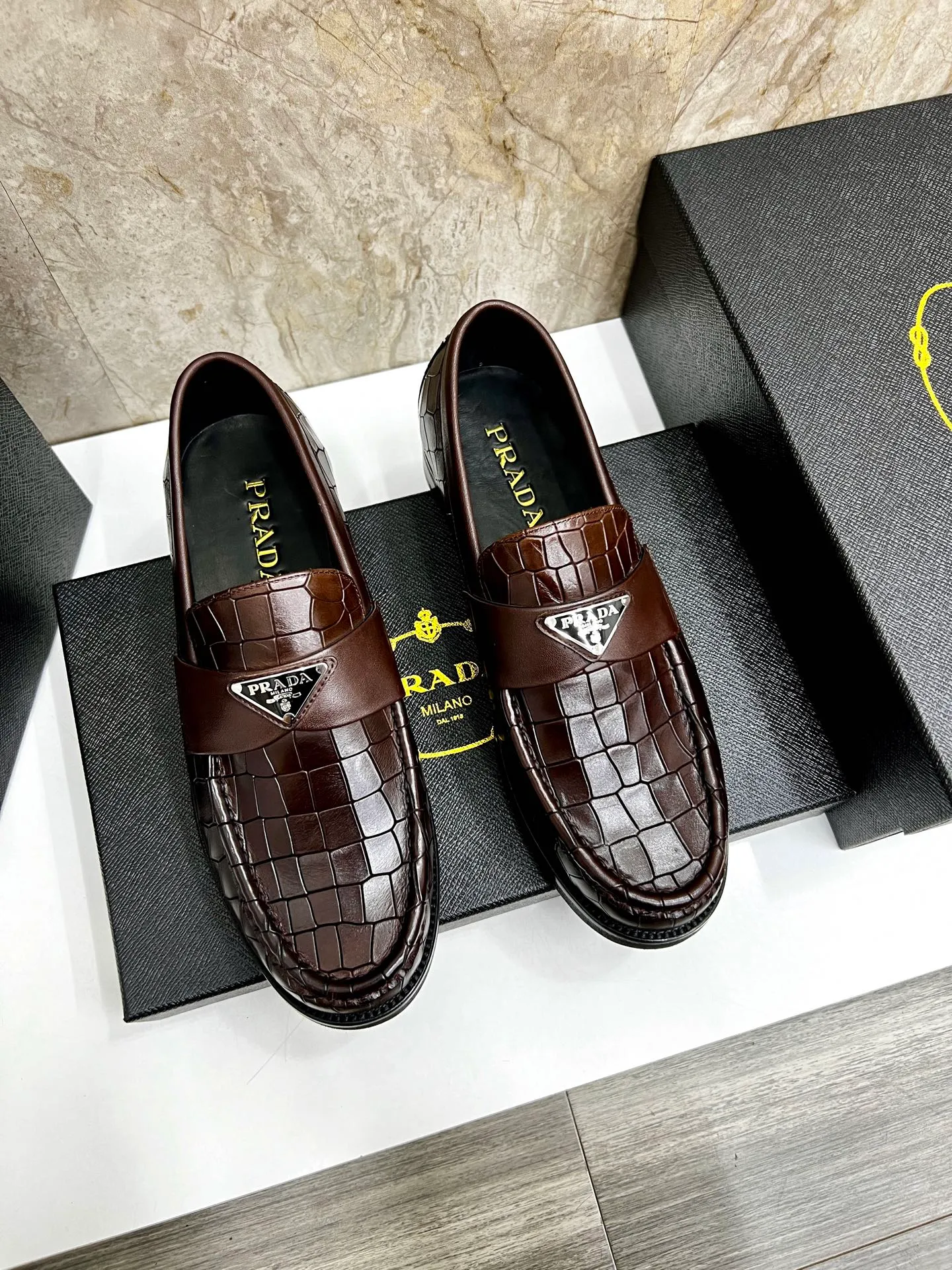 PRADA~ Size: 38-44 (customized 45/46 P: 💰880 P's original official website new high-end men's leather shoes, top-quality original replicas, made of imported open edge beads/calf leather, calf leather breathable lining, original leather outsole!
